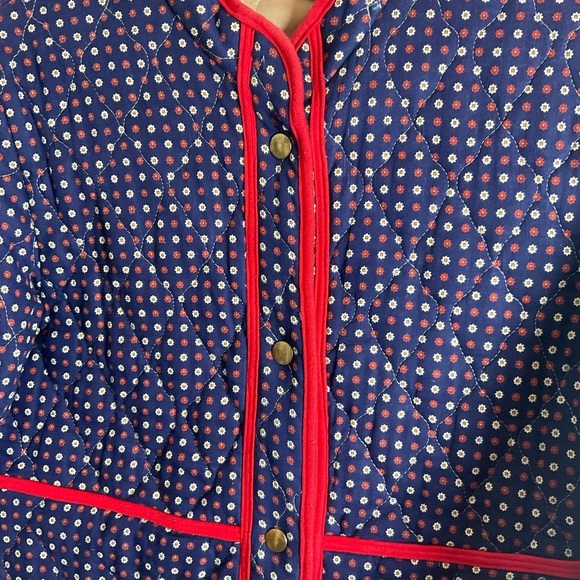 Westside Apparel Women's Quilted Jacket with Red Trim s/m - Picture 5 of 13